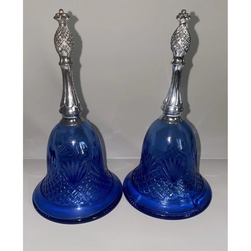 Vintage Empty Cobalt Blue Avon 1986 Glass Bell Shape Decanter w/Pineapple Handle